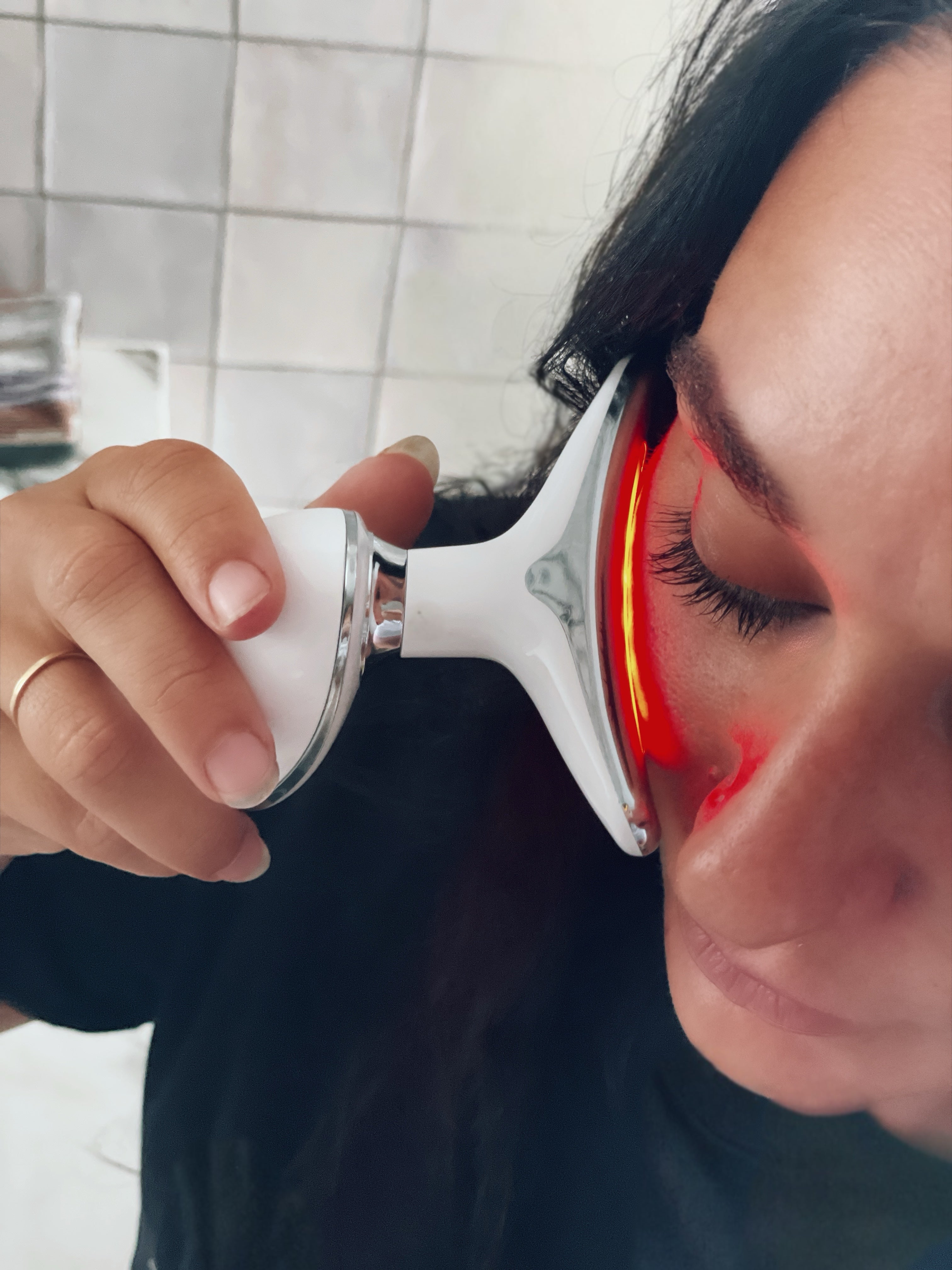 Curved Red Light Therapy EMS Face Wand